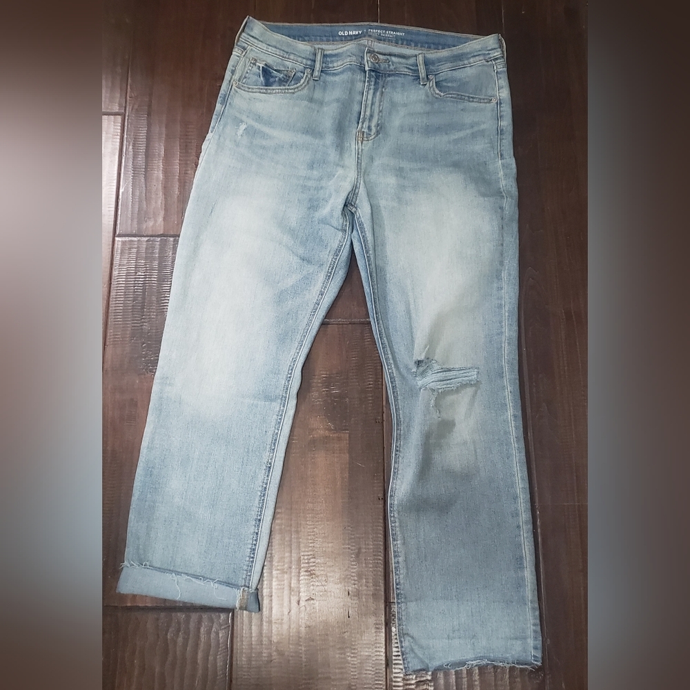 Old Navy Perfect Straight Mid-Rise Jean 12
